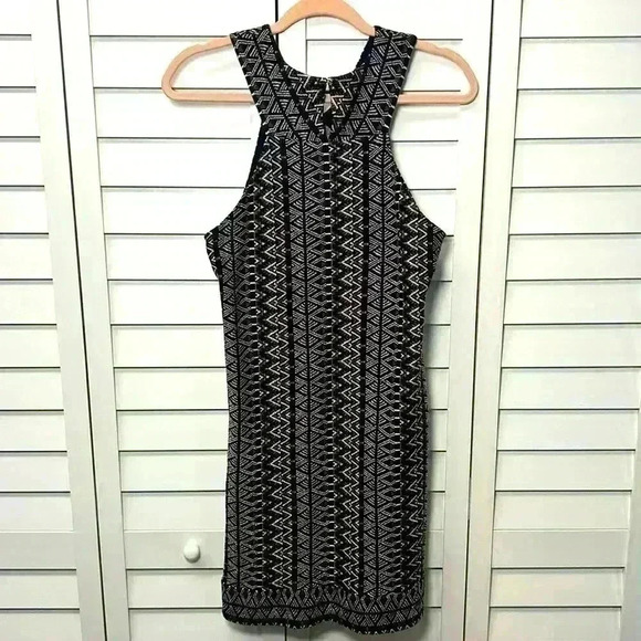 BCBGMAXAZRIA Aztec Pull On Stretch Mini Dress Size Small Navy Multi - Picture 5 of 9